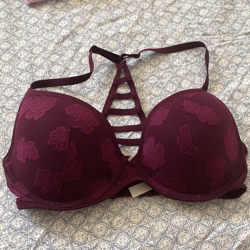 Bundle of 2 NWOT Victoria’s Secret PINK Lace Bras / Bralettes - Picture 9 of 12